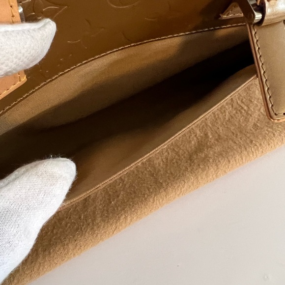 Louis Vuitton Amber Monogram Mat Shelton Bag - Picture 7 of 14